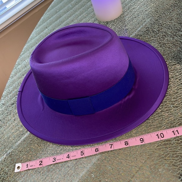 SAINT LAURENT Paris Fedora Satin Colore Parma Vio - NWT - Picture 13 of 14